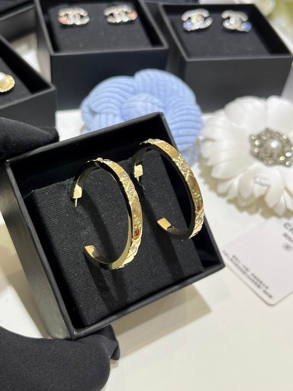 Chanel Earring 03yxs433